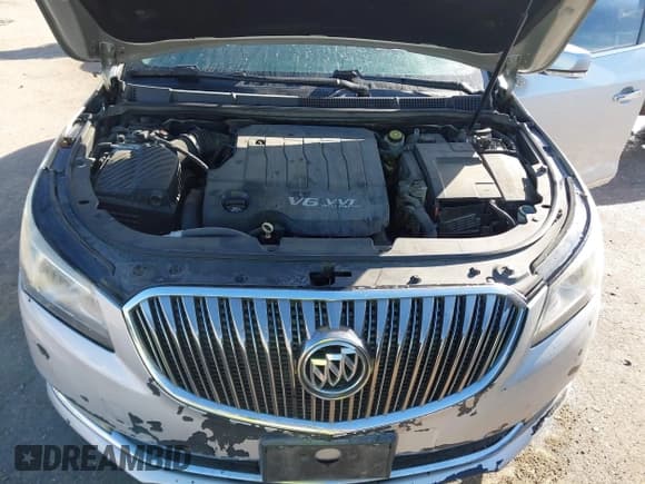 ✅ 2014 Buick LaCrosse Premium I • VIN: 1G4GD5G30EF291048 • Lot: 43682902. Wystawiony na IAAI z przebiegiem 214 174 mil. Bezpłatny archiwum sprzedaży aukcyjnych z USA i szczegółowy raport historii pojazdu na DreamBid. Zdjęcie 10.