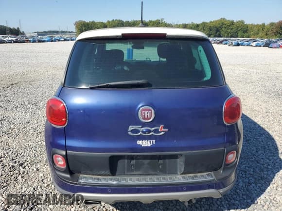 ✅ 2015 FIAT 500L Urbana Trekking • VIN: ZFBCFADH0FZ034528 • Lot: 86087475. Wystawiony na Copart z przebiegiem 103 306 mil. Bezpłatny archiwum sprzedaży aukcyjnych z USA i szczegółowy raport historii pojazdu na DreamBid. Zdjęcie 6.