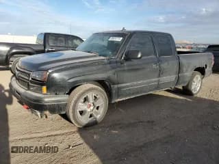 ✅ 2006 Chevrolet Silverado 1500 LS • VIN: 1GCEC19V36Z226913 • Лот: 50624775. Опубликован ранее на Copart с пробегом 201 579 миль. Бесплатный доступ к архиву аукционных продаж из США и подробный отчёт об истории автомобиля на DreamBid. Изображение 1.