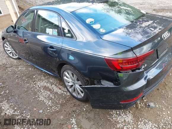 ✅ 2018 Audi A4 • VIN: WAUNNAF43JA223973 • Lot: 43212664. Listed on IAAI with 52,093 mi. Free auction sales archive from the USA and detailed vehicle history report at DreamBid. Image 3.