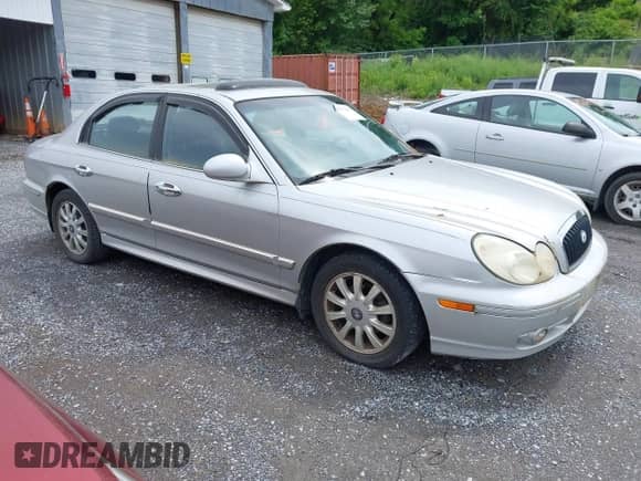 ✅ 2004 Hyundai Sonata GLS • VIN: KMHWF35HX4A960494 • Лот: 42351968. Размещён на IAAI с пробегом 230 019 миль миль. Получите бесплатный доступ к архиву аукционных продаж из США и посмотрите подробный отчёт об истории автомобиля на DreamBid. Изображение 1.