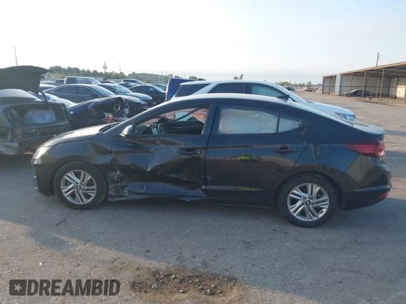 ✅ 2019 Hyundai Elantra SEL • VIN: 5NPD84LF6KH419543 • Lot: 43511012. Listed on IAAI with 109,310 mi. Free auction sales archive from the USA and detailed vehicle history report at DreamBid. Image 13.