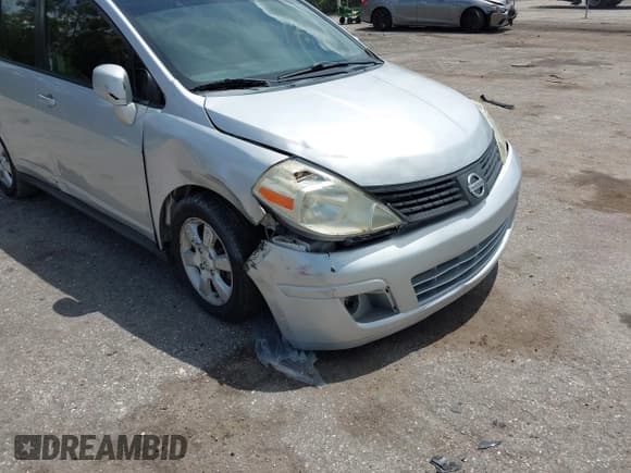 ✅ 2008 Nissan Versa S • VIN: 3N1BC13E08L418704 • Lot: 42508041. Listed on IAAI with 133,986 mi. Free auction sales archive from the USA and detailed vehicle history report at DreamBid. Image 13.