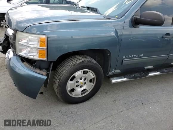 ✅ 2011 Chevrolet Silverado 1500 LT • VIN: 1GCRKSE38BZ239374 • Lot: 65567264. Listed on Copart with 133,080 mi. Free auction sales archive from the USA and detailed vehicle history report at DreamBid. Image 11.
