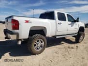 ✅ 2012 Chevrolet Silverado 2500HD LT • VIN: 1GC1KXE88CF114318 • Lot: 46735965. Wystawiony na Copart z przebiegiem 141 061 mil. Bezpłatny archiwum sprzedaży aukcyjnych z USA i szczegółowy raport historii pojazdu na DreamBid. Zdjęcie 3.