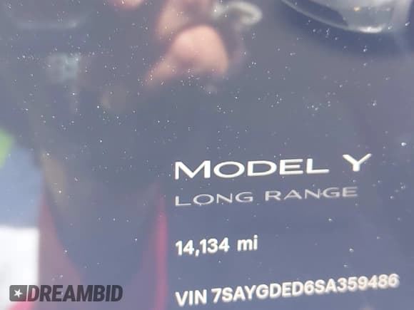 ✅ 2025 Tesla Model Y Long Range • VIN: 7SAYGDED6SA359486 • Lot: 43322820. Wystawiony na IAAI z przebiegiem 14 134 mil. Bezpłatny archiwum sprzedaży aukcyjnych z USA i szczegółowy raport historii pojazdu na DreamBid. Zdjęcie 7.
