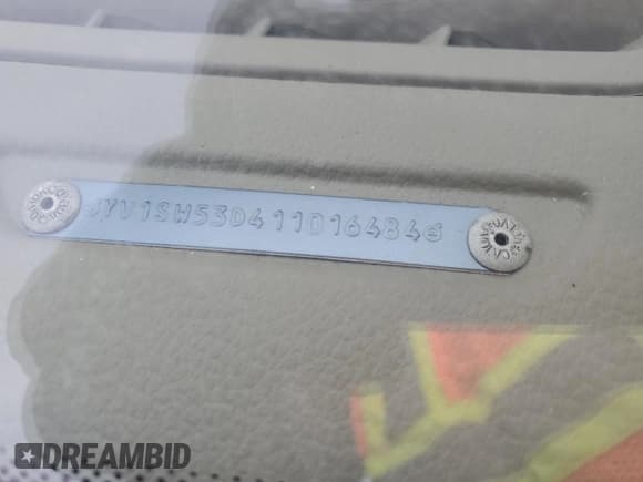 ✅ 2001 Volvo V70 • VIN: YV1SW53D411016484 • Lot: 82228914. Wystawiony na Copart z przebiegiem 54 135 mil. Bezpłatny archiwum sprzedaży aukcyjnych z USA i szczegółowy raport historii pojazdu na DreamBid. Zdjęcie 12.