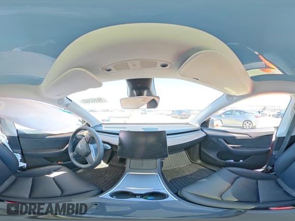 ✅ 2024 Tesla Model Y Long Range • VIN: 7SAYGDEE5RA330211 • Лот: 90685605. Опубликован ранее на Copart с пробегом Не указан. Бесплатный доступ к архиву аукционных продаж из США и подробный отчёт об истории автомобиля на DreamBid. Изображение 14.