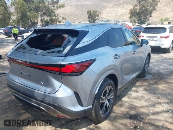 ✅ 2025 Lexus RX 350 • VIN: JTJCHMAA3S2022731 • Lot: 42448224. Listed on IAAI with 3,225 mi. Free auction sales archive from the USA and detailed vehicle history report at DreamBid. Image 4.