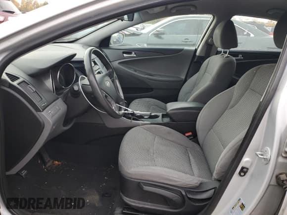 ✅ 2011 Hyundai Sonata GLS • VIN: 5NPEB4AC8BH032071 • Lot: 77224774. Listed on Copart with 264,216 mi. Free auction sales archive from the USA and detailed vehicle history report at DreamBid. Image 7.