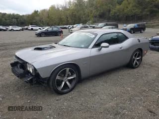 ✅ 2015 Dodge Challenger R/T Plus • VIN: 2C3CDZBT8FH820722 • Lot: 84865605. Wystawiony na Copart z przebiegiem 32 082 mil. Bezpłatny archiwum sprzedaży aukcyjnych z USA i szczegółowy raport historii pojazdu na DreamBid. Zdjęcie 1.