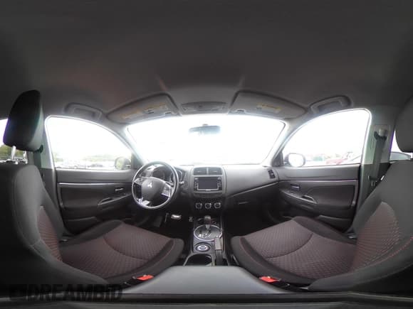 ✅ 2017 Mitsubishi Outlander ES • VIN: JA4AR3AU6HZ061609 • Lot: 42231722. Wystawiony na IAAI z przebiegiem 80 102 mil. Bezpłatny archiwum sprzedaży aukcyjnych z USA i szczegółowy raport historii pojazdu na DreamBid. Zdjęcie 18.