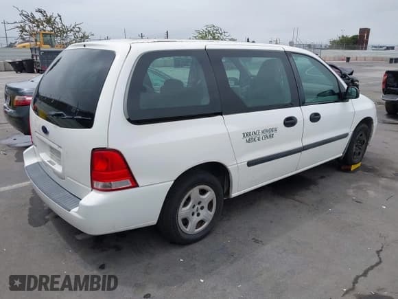 ✅ 2004 Ford Freestar S • VIN: 2FMZA50624BB24499 • Lot: 42995093. Listed on IAAI with 118,852 mi. Free auction sales archive from the USA and detailed vehicle history report at DreamBid. Image 4.