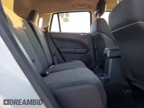 2011 Dodge Caliber Mainstreet с VIN 1B3CB3HA1BD254920, выставлен на аукционе Copart как лот 79437504 с пробегом 97 833 миль миль и Списание • Salvage title. История ставок и продаж доступна на DreamBid. Изображение 11.