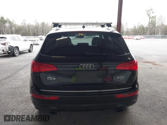 ✅ 2015 Audi Q5 Premium Plus • VIN: WA1LFAFP8FA047165 • Lot: 43780372. Listed on IAAI with 126,258 mi. Free auction sales archive from the USA and detailed vehicle history report at DreamBid. Image 16.