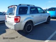 ✅ 2011 Ford Escape XLT • VIN: 1FMCU0D71BKA42950 • Lot: 43787150. Listed on IAAI with 257,927 mi. Free auction sales archive from the USA and detailed vehicle history report at DreamBid. Image 4.