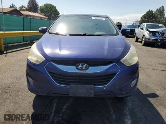 ✅ 2011 Hyundai Tucson Limited • VIN: KM8JUCACXBU157741 • Lot: 70197675. Listed on Copart with 116,727 mi miles. Access the free auction sales archive from the USA and view a detailed vehicle history report at DreamBid. Image 5.
