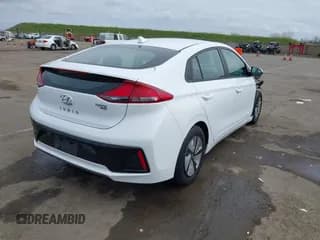 ✅ 2019 Hyundai Ioniq Blue • VIN: KMHC65LC9KU122779 • Lot: 41722347. Wystawiony na IAAI z przebiegiem 75 644 mil. Bezpłatny archiwum sprzedaży aukcyjnych z USA i szczegółowy raport historii pojazdu na DreamBid. Zdjęcie 4.