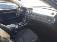 ✅ 2018 Honda Accord LX • VIN: 1HGCV1F10JA263381 • Лот: 43272326. Опубликован ранее на IAAI с пробегом 80 261 миль. Бесплатный доступ к архиву аукционных продаж из США и подробный отчёт об истории автомобиля на DreamBid. Изображение 5.