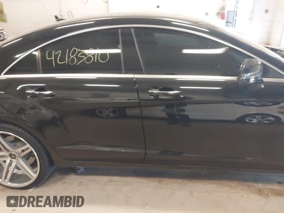 ✅ 2012 Mercedes-Benz CLS 550 • VIN: WDDLJ7DB5CA026418 • Лот: 42183810. Опубликован ранее на IAAI с пробегом 142 146 миль. Бесплатный доступ к архиву аукционных продаж из США и подробный отчёт об истории автомобиля на DreamBid. Изображение 13.