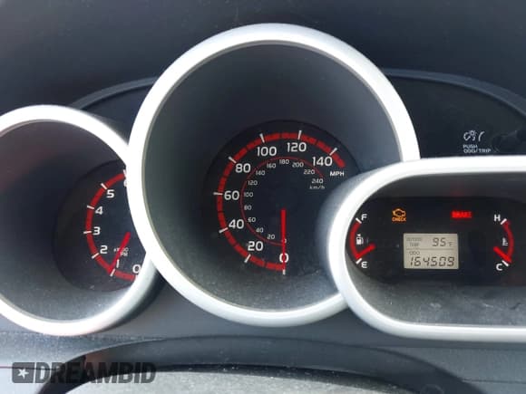 ✅ 2009 Toyota Matrix S • VIN: 2T1KE40E69C003145 • Lot: 43862175. Wystawiony na IAAI z przebiegiem 164 509 mil. Bezpłatny archiwum sprzedaży aukcyjnych z USA i szczegółowy raport historii pojazdu na DreamBid. Zdjęcie 7.