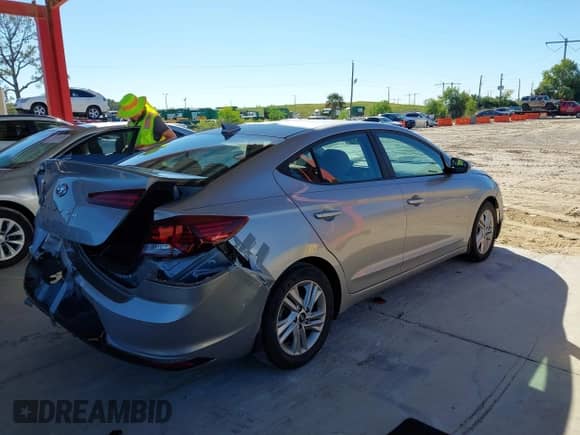 2020 Hyundai Elantra SEL с VIN 5NPD84LF0LH600896, выставлен на аукционе IAAI как лот 43459207 с пробегом 27 868 миль миль и . История ставок и продаж доступна на DreamBid. Изображение 4.