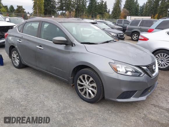 ✅ 2019 Nissan Sentra SV • VIN: 3N1AB7AP3KL605562 • Лот: 43566731. Опубликован ранее на IAAI с пробегом 152 873 миль. Бесплатный доступ к архиву аукционных продаж из США и подробный отчёт об истории автомобиля на DreamBid. Изображение 1.