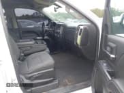 ✅ 2018 Chevrolet Silverado 1500 LT • VIN: 3GCPCREC4JG530918 • Лот: 43580005. Опубликован ранее на IAAI с пробегом Не указан. Бесплатный доступ к архиву аукционных продаж из США и подробный отчёт об истории автомобиля на DreamBid. Изображение 5.