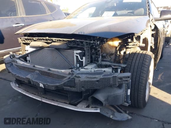 ✅ 2022 BMW 2 Series 228i • VIN: WBA53AK05N7K18799 • Lot: 43551575. Wystawiony na IAAI z przebiegiem 61 048 mil. Bezpłatny archiwum sprzedaży aukcyjnych z USA i szczegółowy raport historii pojazdu na DreamBid. Zdjęcie 19.