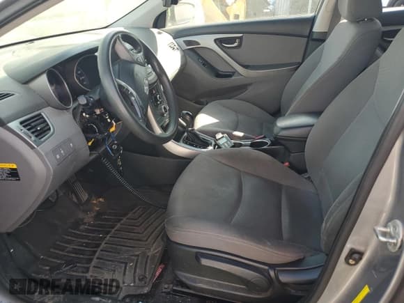 ✅ 2015 Hyundai Elantra SE • VIN: KMHDH4AE2FU321126 • Lot: 84271635. Listed on Copart with 166,216 mi. Free auction sales archive from the USA and detailed vehicle history report at DreamBid. Image 7.