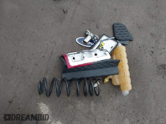 ✅ 2019 Ram 1500 Big Horn • VIN: 1C6RRFFG9KN732922 • Lot: 42869870. Listed on IAAI with 131,965 mi. Free auction sales archive from the USA and detailed vehicle history report at DreamBid. Image 12.