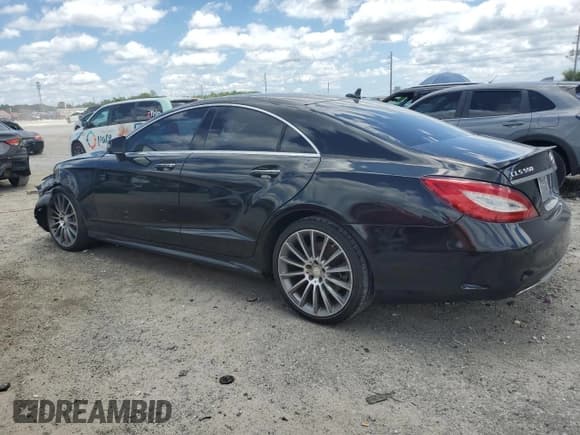 ✅ 2015 Mercedes-Benz CLS 550 • VIN: WDDLJ7DB5FA143758 • Лот: 58749535. Опубликован ранее на Copart с пробегом 77 470 миль. Бесплатный доступ к архиву аукционных продаж из США и подробный отчёт об истории автомобиля на DreamBid. Изображение 2.