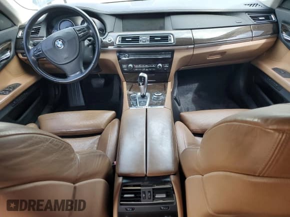✅ 2010 BMW 7 Series 750Li • VIN: WBAKB8C5XACY64284 • Lot: 64089225. Listed on Copart with 160,639 mi. Free auction sales archive from the USA and detailed vehicle history report at DreamBid. Image 8.
