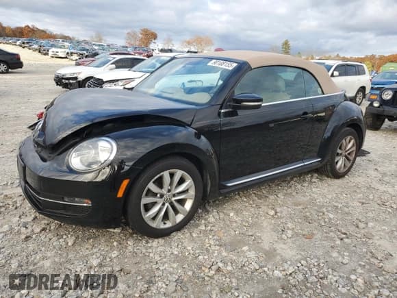 ✅ 2014 Volkswagen Beetle 2.0L TDI • VIN: 3VW5L7AT2EM822718 • Lot: 90108155. Listed on Copart with 90,723 mi. Free auction sales archive from the USA and detailed vehicle history report at DreamBid. Image 1.