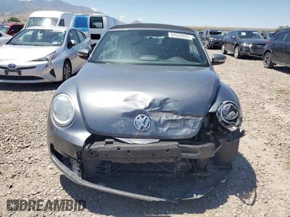 ✅ 2014 Volkswagen Beetle 2.0L TDI • VIN: 3VW5L7AT5EM819800 • Lot: 63522625. Listed on Copart with 81,641 mi. Free auction sales archive from the USA and detailed vehicle history report at DreamBid. Image 5.
