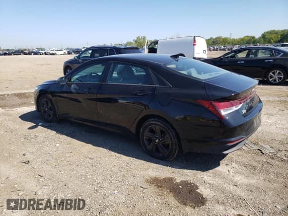 ✅ 2022 Hyundai Elantra SEL • VIN: 5NPLS4AGXNH085336 • Lot: 71878325. Listed on Copart with 42,220 mi. Free auction sales archive from the USA and detailed vehicle history report at DreamBid. Image 2.