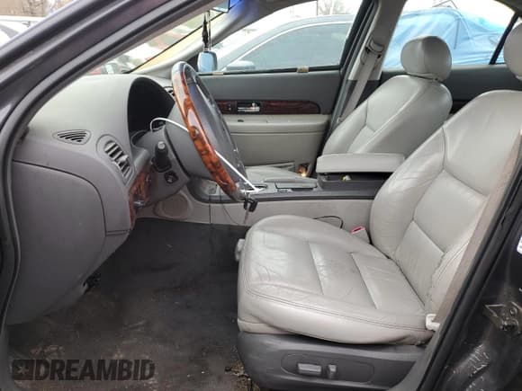 ✅ 2000 Lincoln LS • VIN: 1LNHM86S0YY885856 • Lot: 84579694. Listed on Copart with 160,539 mi. Free auction sales archive from the USA and detailed vehicle history report at DreamBid. Image 7.