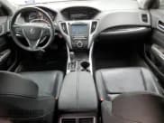 ✅ 2018 Acura TLX Technology • VIN: 19UUB1F52JA006870 • Lot: 82639745. Listed on Copart with 169,028 mi. Free auction sales archive from the USA and detailed vehicle history report at DreamBid. Image 8.