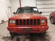 ✅ 1999 Jeep Cherokee Limited • VIN: 1J4FF78S7XL583595 • Lot: 41402765. Wystawiony na IAAI z przebiegiem 102 444 mil. Bezpłatny archiwum sprzedaży aukcyjnych z USA i szczegółowy raport historii pojazdu na DreamBid. Zdjęcie 13.