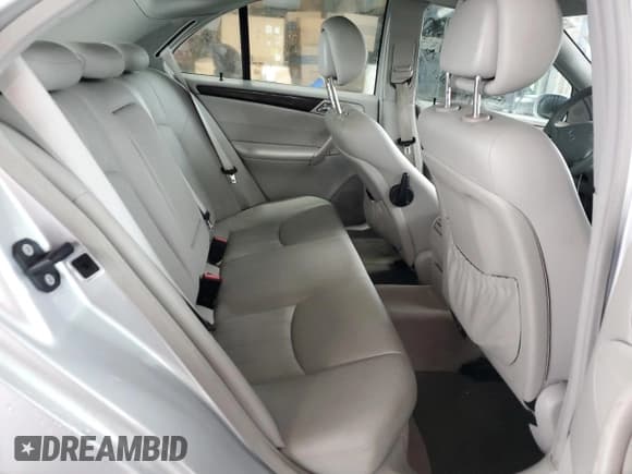 ✅ 2006 Mercedes-Benz C 280 Luxury • VIN: WDBRF54H66A878486 • Lot: 43667405. Wystawiony na Copart z przebiegiem 133 647 mil. Bezpłatny archiwum sprzedaży aukcyjnych z USA i szczegółowy raport historii pojazdu na DreamBid. Zdjęcie 10.