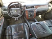 ✅ 2007 Chevrolet Suburban LT • VIN: 1GNFK16387R179722 • Lot: 74565934. Wystawiony na Copart z przebiegiem Nie podano. Bezpłatny archiwum sprzedaży aukcyjnych z USA i szczegółowy raport historii pojazdu na DreamBid. Zdjęcie 8.