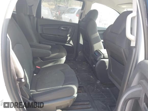 ✅ 2011 Chevrolet Traverse 2LT • VIN: 1GNKVJED0BJ108036 • Lot: 43703538. Listed on IAAI with 199,953 mi. Free auction sales archive from the USA and detailed vehicle history report at DreamBid. Image 8.