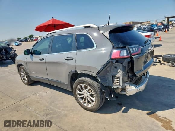 ✅ 2021 Jeep Cherokee Latitude Lux • VIN: 1C4PJLMX4MD141107 • Лот: 71703595. Опубликован ранее на Copart с пробегом 45 695 миль. Бесплатный доступ к архиву аукционных продаж из США и подробный отчёт об истории автомобиля на DreamBid. Изображение 2.
