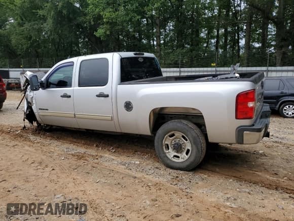 ✅ 2012 Chevrolet Silverado 2500HD LT • VIN: 1GC1KXC80CF139183 • Lot: 67720185. Wystawiony na Copart z przebiegiem Nie podano. Bezpłatny archiwum sprzedaży aukcyjnych z USA i szczegółowy raport historii pojazdu na DreamBid. Zdjęcie 2.