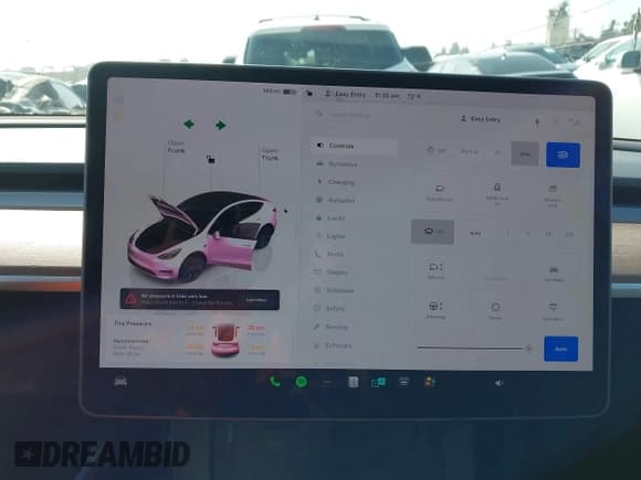 ✅ 2024 Tesla Model Y • VIN: 7SAYGDED5RF111095 • Lot: 43529040. Wystawiony na IAAI z przebiegiem 46 045 mil. Bezpłatny archiwum sprzedaży aukcyjnych z USA i szczegółowy raport historii pojazdu na DreamBid. Zdjęcie 18.