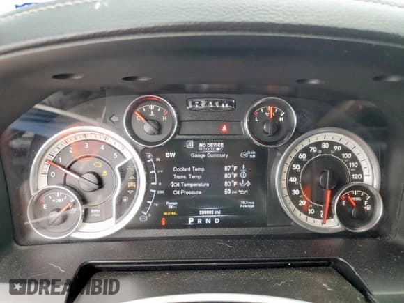 ✅ 2013 Ram 3500 Laramie • VIN: 3C63RRJL8DG591834 • Lot: 92694605. Listed on Copart with 280,982 mi. Free auction sales archive from the USA and detailed vehicle history report at DreamBid. Image 9.