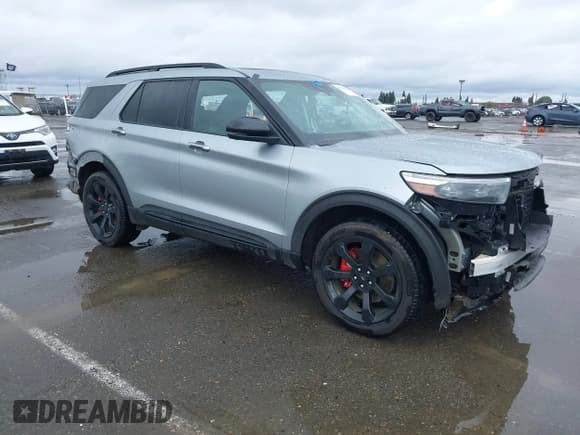 ✅ 2023 Ford Explorer ST • VIN: 1FM5K8GC4PGB71717 • Lot: 41778343. Wystawiony na IAAI z przebiegiem 17 502 mil. Bezpłatny archiwum sprzedaży aukcyjnych z USA i szczegółowy raport historii pojazdu na DreamBid. Zdjęcie 1.