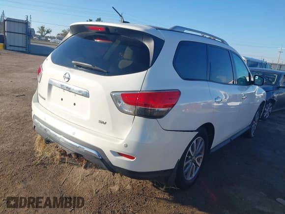 ✅ 2013 Nissan Pathfinder S • VIN: 5N1AR2MN1DC647650 • Лот: 43566700. Опубликован ранее на IAAI с пробегом 133 045 миль. Бесплатный доступ к архиву аукционных продаж из США и подробный отчёт об истории автомобиля на DreamBid. Изображение 4.