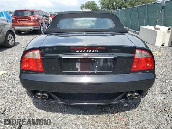 ✅ 2005 Maserati Spyder • VIN: ZAMBB18A150016507 • Лот: 61951374. Опубликован ранее на Copart с пробегом 25 491 миль. Бесплатный доступ к архиву аукционных продаж из США и подробный отчёт об истории автомобиля на DreamBid. Изображение 6.