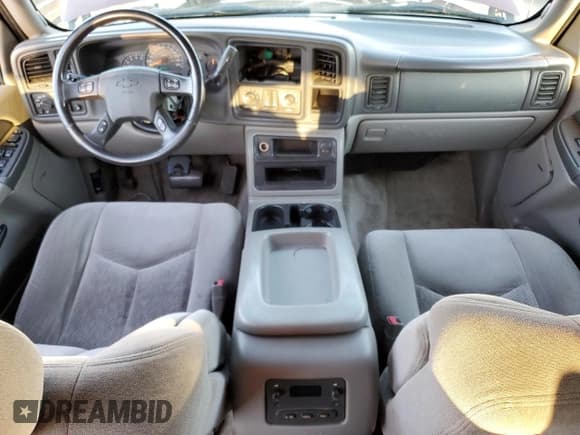 ✅ 2003 Chevrolet Suburban Z71 • VIN: 1GNFK16T13J247528 • Лот: 83209334. Опубликован ранее на Copart с пробегом 125 194 миль. Бесплатный доступ к архиву аукционных продаж из США и подробный отчёт об истории автомобиля на DreamBid. Изображение 8.